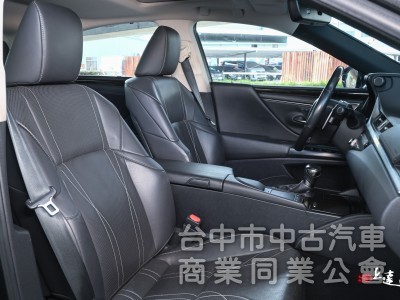 2020 Lexus ES 300h旗艦版