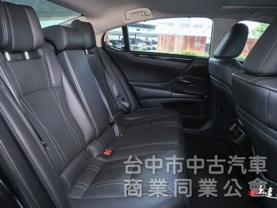 2020 Lexus ES 300h旗艦版