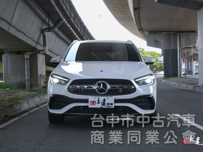 2023 M-Benz GLA 180豪華版