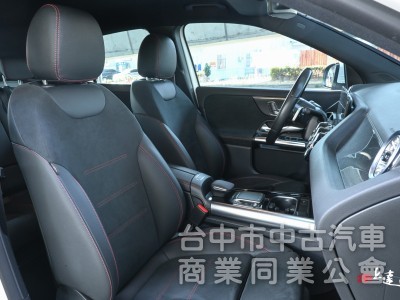 2023 M-Benz GLA 180豪華版
