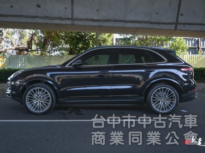 2018 Porsche Cayenne V6