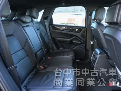 2018 Porsche Cayenne V6