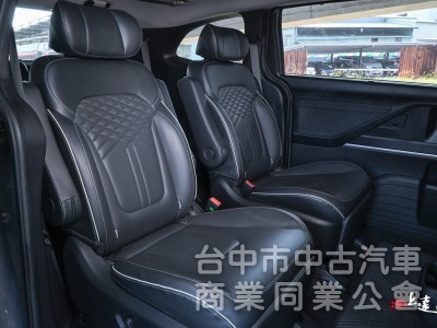 2023 Hyundai Custin GLT-B VIP 