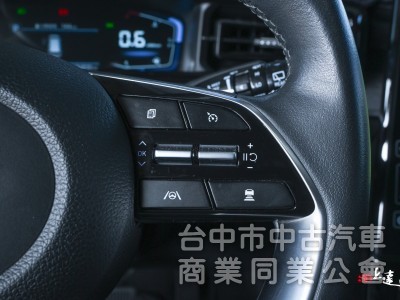 2023 Hyundai Custin GLT-B VIP 