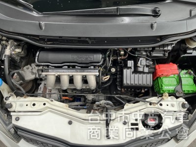 2012年 FIT VTI-S版 白色 原鈑件 定速