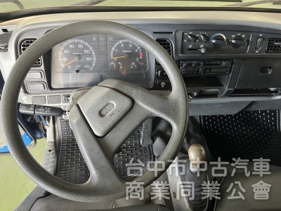 1996年 堅達三噸半 有冷氣！