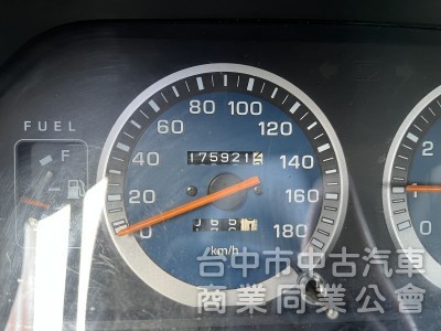 2014年 得利卡 八人座 實跑17萬公里