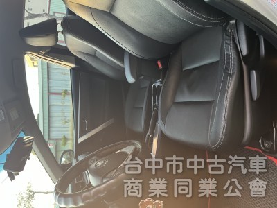 2018年 Altis 配備很滿 盲點偵測 360環景 原鈑件