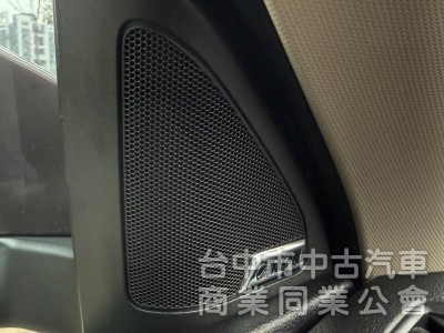 2015年 SKODA 全新改款 Octavia 1.8T汽油渦輪 Combi旅行車