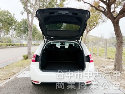 2019年 Peugeot寶獅 308 SW 1.2T汽油渦輪 旅行車 全新改款