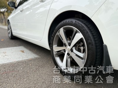 2019年 Peugeot寶獅 308 SW 1.2T汽油渦輪 旅行車 全新改款