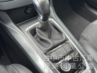2019年 Peugeot寶獅 308 SW 1.2T汽油渦輪 旅行車 全新改款