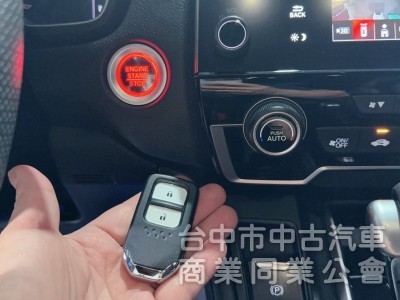 2022 CR-V  原版件 認證 里程5萬 360環境 電尾門 跟車 車道偏移