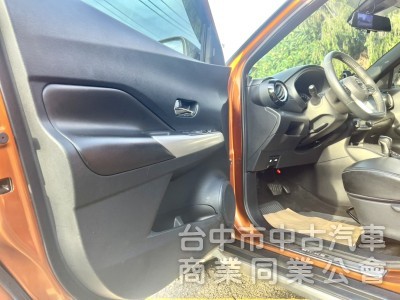 2019年 Nissan KICKS 1.5 智行旗艦版 限量雙色車身