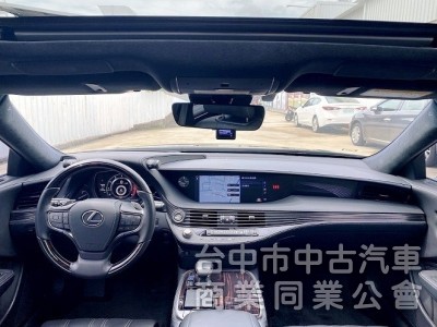 LS500 旗艦版 低里程 雙渦輪增壓 421匹大馬力 後座電視影音 氣動按摩座椅 20吋霧黑鋁圈