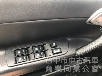 2011款.一手車 里程跑少 保証實車實價 在店 SAA認証車 可全額貸