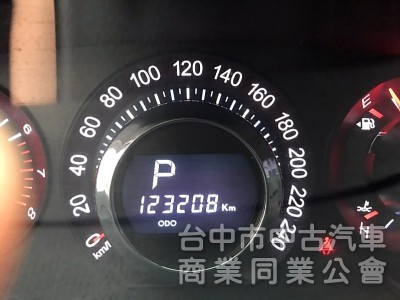 2011款.一手車 里程跑少 保証實車實價 在店 SAA認証車 可全額貸