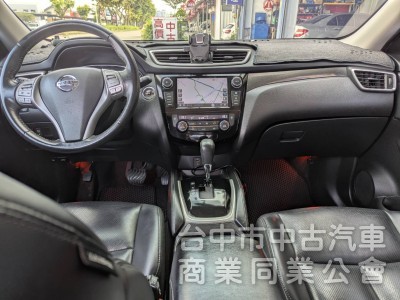2017款一手車.全車原版件.只跑10萬公里.頂級滿配