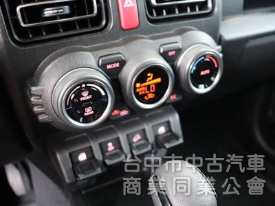 JImny 2024年 四輪傳動