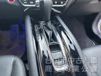 【 2019/11 出廠 Honda HR-V 1.8 S 】  2020車型 #跑七萬多公里  原廠保養 