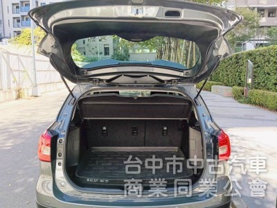 2019 Suzuki SX4 1.4T LED 頭燈 原廠保養