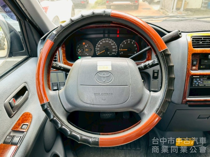 挑戰全國最漂亮海力士，中部一手車庫車，全車原廠原版件，原廠保養履歷完整，里程保證