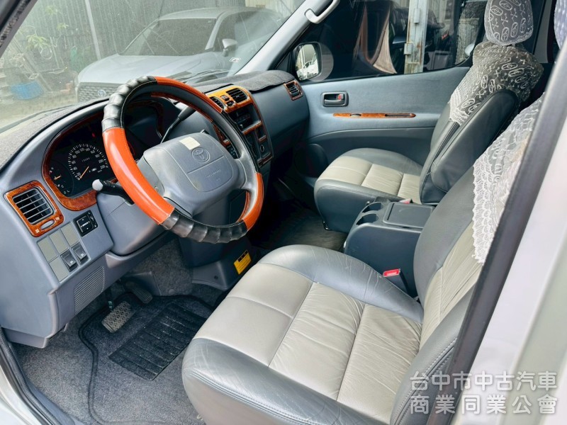 挑戰全國最漂亮海力士，中部一手車庫車，全車原廠原版件，原廠保養履歷完整，里程保證