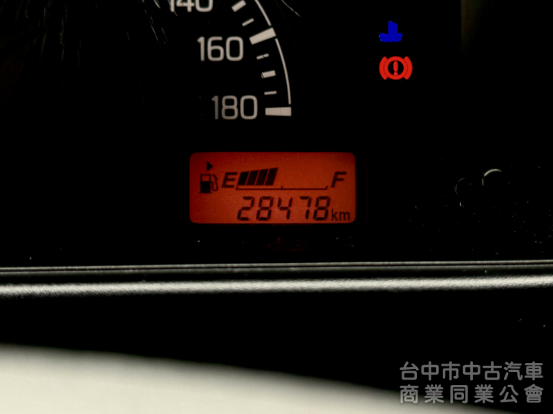 一手車！僅跑2萬8！車室空間大！同級距車斗最寬長！雙安！循跡防滑！ABS！可全貸！全省保固！大甲在地深耕30年老店！ 