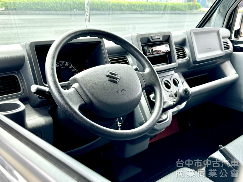 一手車！僅跑2萬8！車室空間大！同級距車斗最寬長！雙安！循跡防滑！ABS！可全貸！全省保固！大甲在地深耕30年老店！ 
