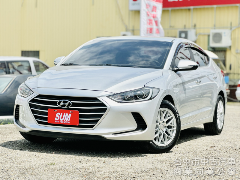 搶先看！一手車！豪華版！六安！定速！無線CarPlay！前後記錄器！後座出風口！原鈑件！可全貸！台中在地深耕30年老店！