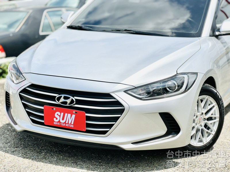 搶先看！一手車！豪華版！六安！定速！無線CarPlay！前後記錄器！後座出風口！原鈑件！可全貸！台中在地深耕30年老店！