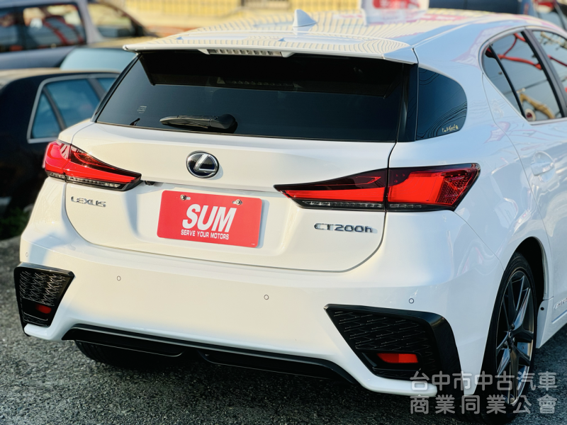 19年式！末代改款！原廠保養！F-Sport版！ACC跟車！LED頭燈！9安！雙前加熱椅！原鈑件！台中在地30年！