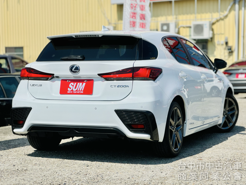 19年式！末代改款！原廠保養！F-Sport版！ACC跟車！LED頭燈！9安！雙前加熱椅！原鈑件！台中在地30年！