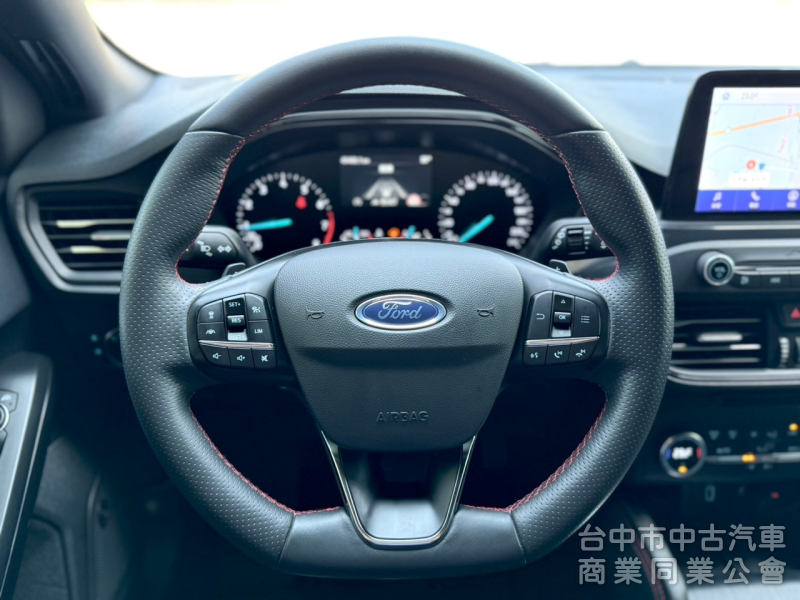 一手車！Lommel X賽道版！僅跑2萬！電動椅 ACC跟車 盲點 抬頭顯示 CarPlay 換檔撥片！原鈑件！可全貸！