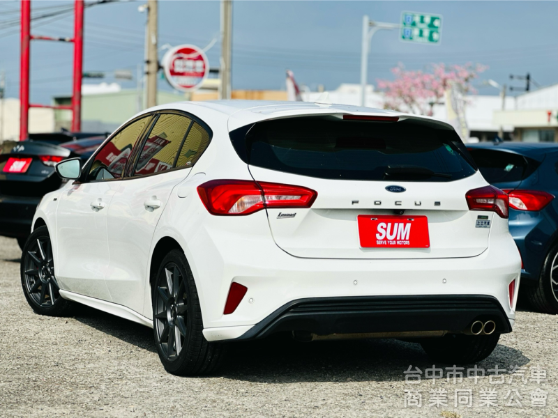 一手車！Lommel X賽道版！僅跑2萬！電動椅 ACC跟車 盲點 抬頭顯示 CarPlay 換檔撥片！原鈑件！可全貸！