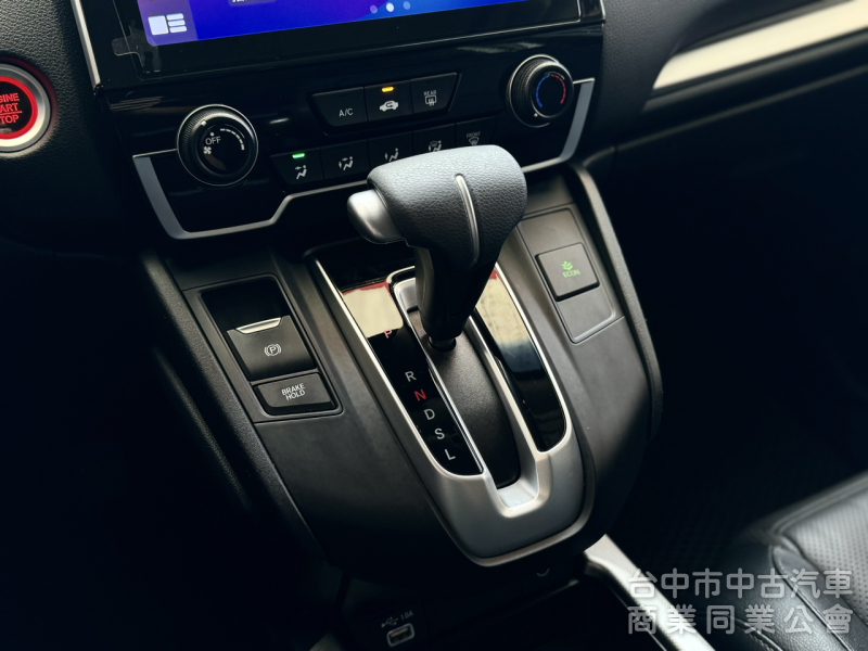 5.5代小改款！ACC跟車 無線CarPlay 車道維持！原鈑件！可全貸！兩年5萬公里保固！台中在地30年老店！