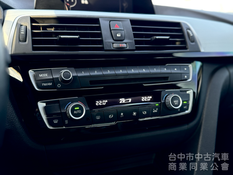 一手車！小改款！B48引擎！耗材已更新！換檔撥片 定速巡航 雙區恆溫 導航 倒車影像！可全貸！台中在地深耕30年老店！