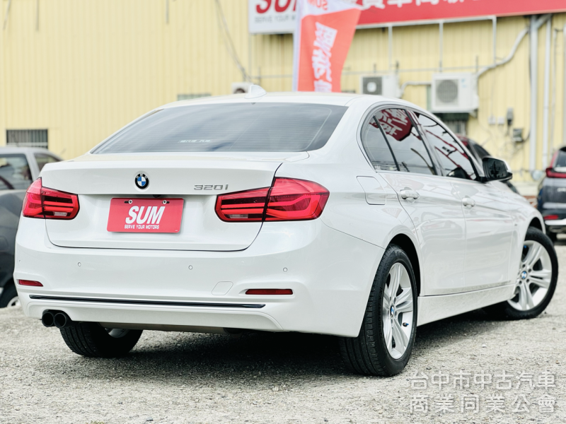 一手車！小改款！B48引擎！耗材已更新！換檔撥片 定速巡航 雙區恆溫 導航 倒車影像！可全貸！台中在地深耕30年老店！