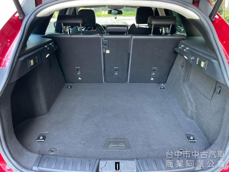 2016「英倫猛獸現身！Jaguar F-Pace 高質感豪華駕馭體驗」