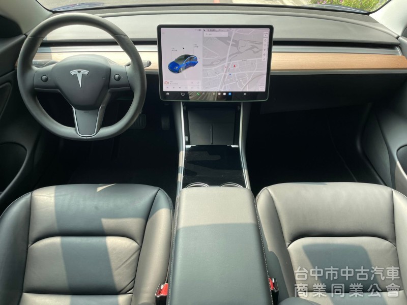 汎亞汽車 2020 Tesla Model 3 超低里程2.5萬公里 全車原鈑件，內外都漂亮 認證AA等級