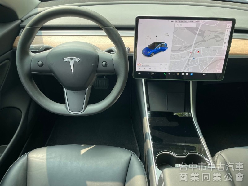 汎亞汽車 2020 Tesla Model 3 超低里程2.5萬公里 全車原鈑件，內外都漂亮 認證AA等級