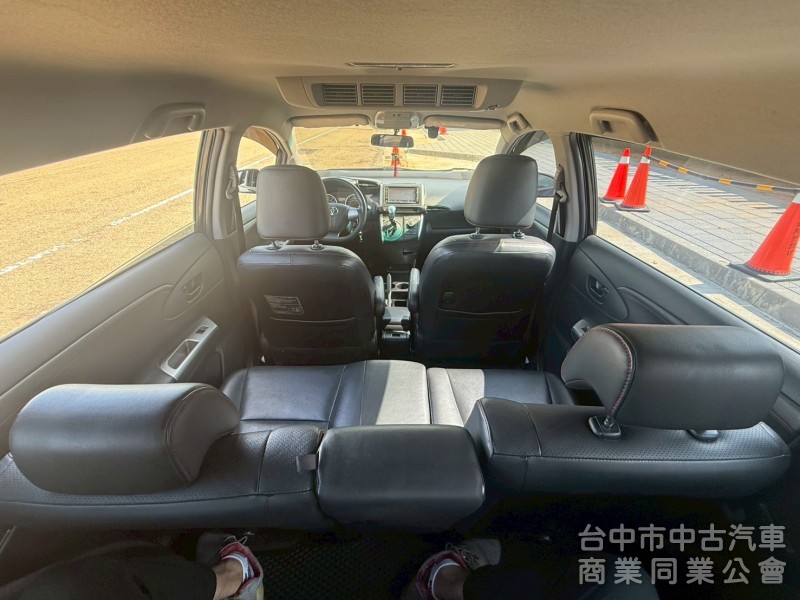 2014 wish 認證美車，空間大七人座 超級省，妥善率高