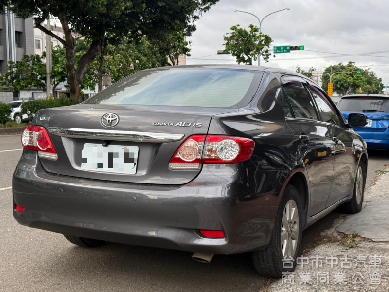 2013 altIS擱大碗 代步很方便、省油又省稅 恆溫空調 安卓機