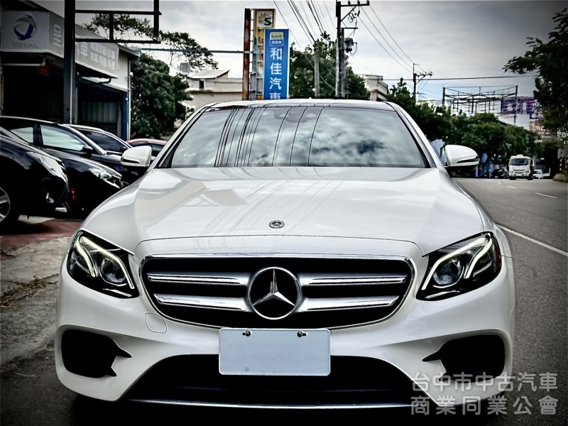 2017 E300 4MATIC 原版件 跑少、車況超優 全景 柏林 雙液晶 360環景 光束頭燈 抬顯