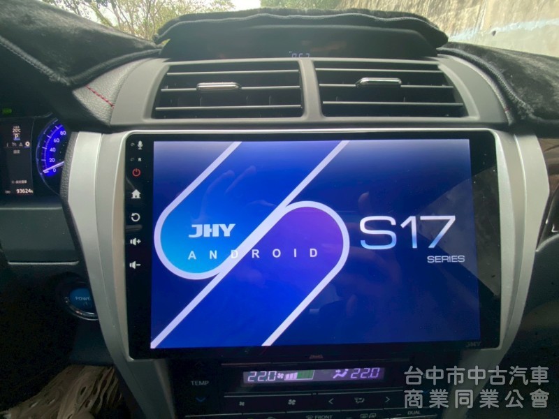 2017 原鈑件、尊爵版、大型房車、質感首選。