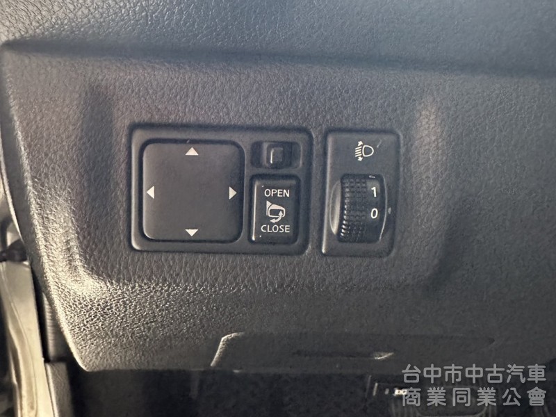 加長型 稀有7人座~空力套件 免鑰匙 恆溫 電摺後視鏡 低里程 原版件 內外皆美 全額貸❱✅電動後視鏡➤實用跨界休旅➤