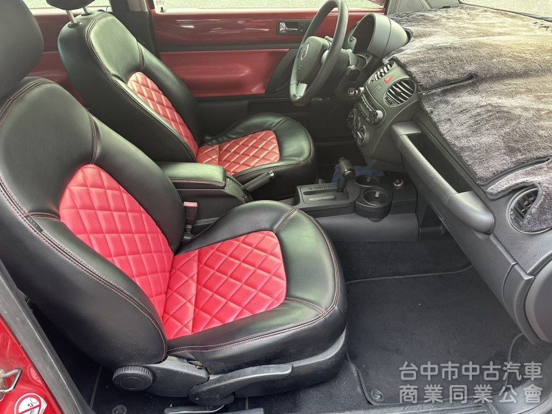2006年出廠 福斯beetle 金龜車1.6  內外氣氛非常漂亮 開在路上更加吸睛  ✅可認證 ✅里程保證 ✅