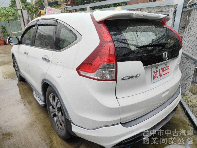 認證車~CRV-2.4L,天窗,快撥,HID頭燈,定速,導航,日行燈