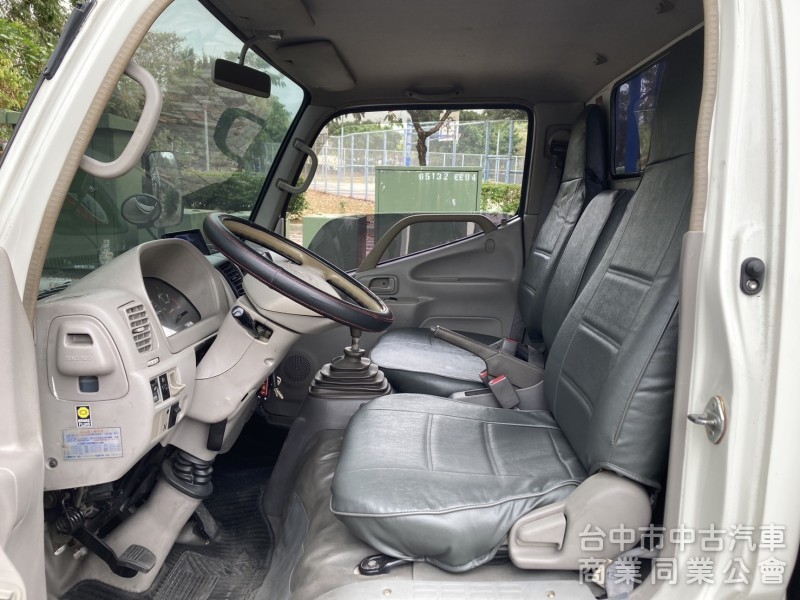 2010年 HINO 加長11尺半