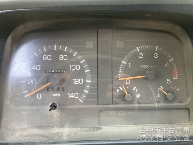 2004年 三期 堅達 六輪